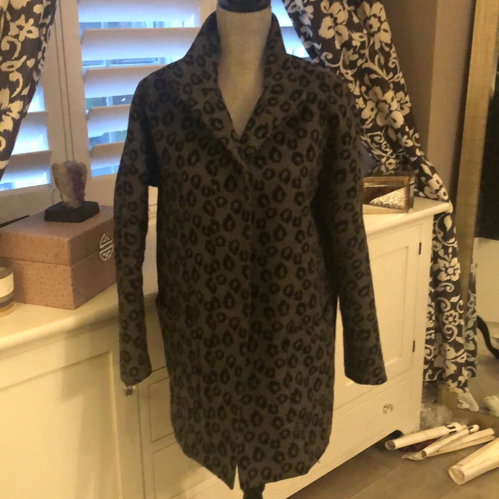 Old Navy Grey Leopard Print Coat sz S